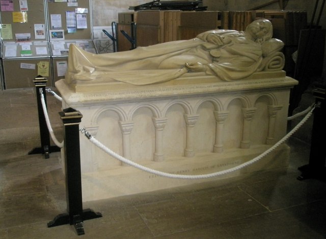 William Petty - tomb within Romsey Abbey, 1687, Linked To: <a href='profiles/i6412.html' >William Petty Sir</a>